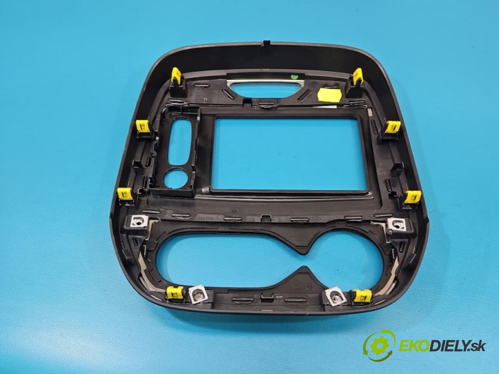 Renault Captur I 2013-2019 1.5 dci 90 HP manual 66 kW 1461 cm3 5- Rám: rádio: 682705384R