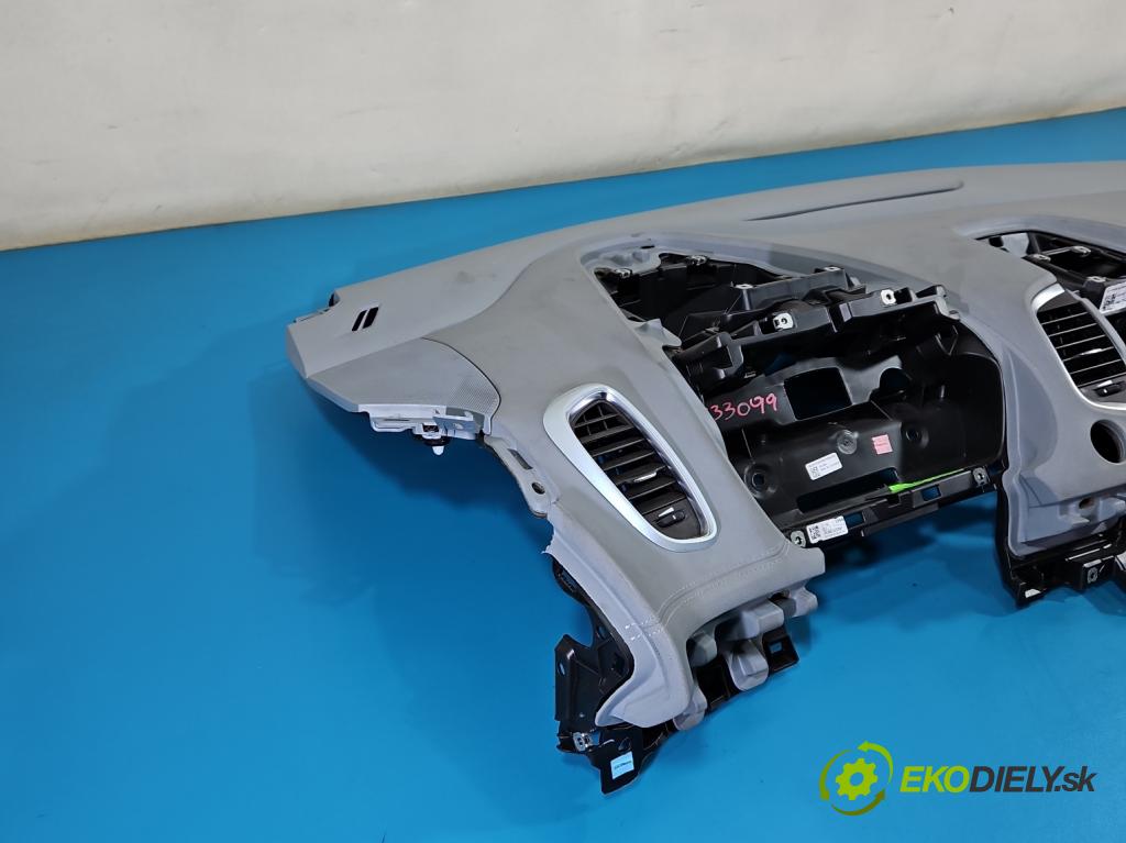 Renault Espace V 2014-2023 1.6 dci 160 hp automatic 118 kW 1598 cm3 5- kokpit,přistrojova deska