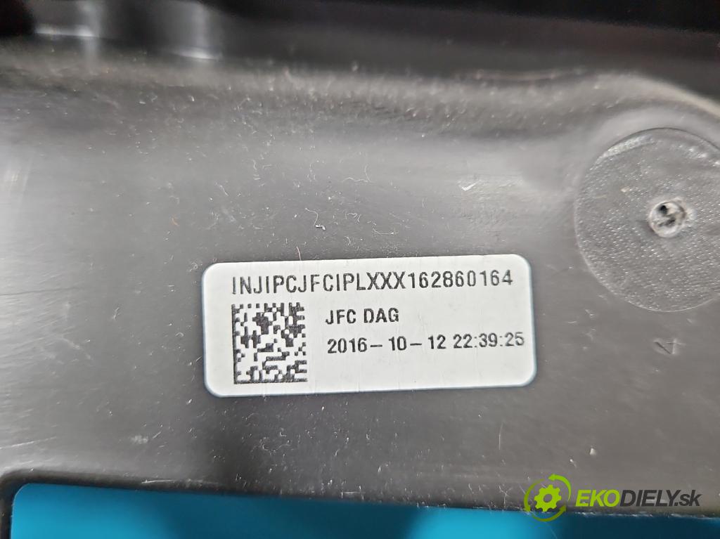 Renault Espace V 2014-2023 1.6 dci 160 hp automatic 118 kW 1598 cm3 5- kokpit,přistrojova deska