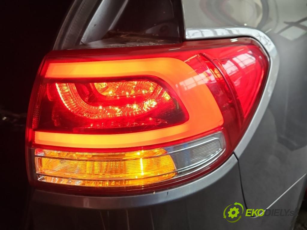 Kia Sorento III 2014-2020 2.0 crdi 185 hp automatic 136 kW 1995 cm3 5- světlo zadní pravé blatník: 