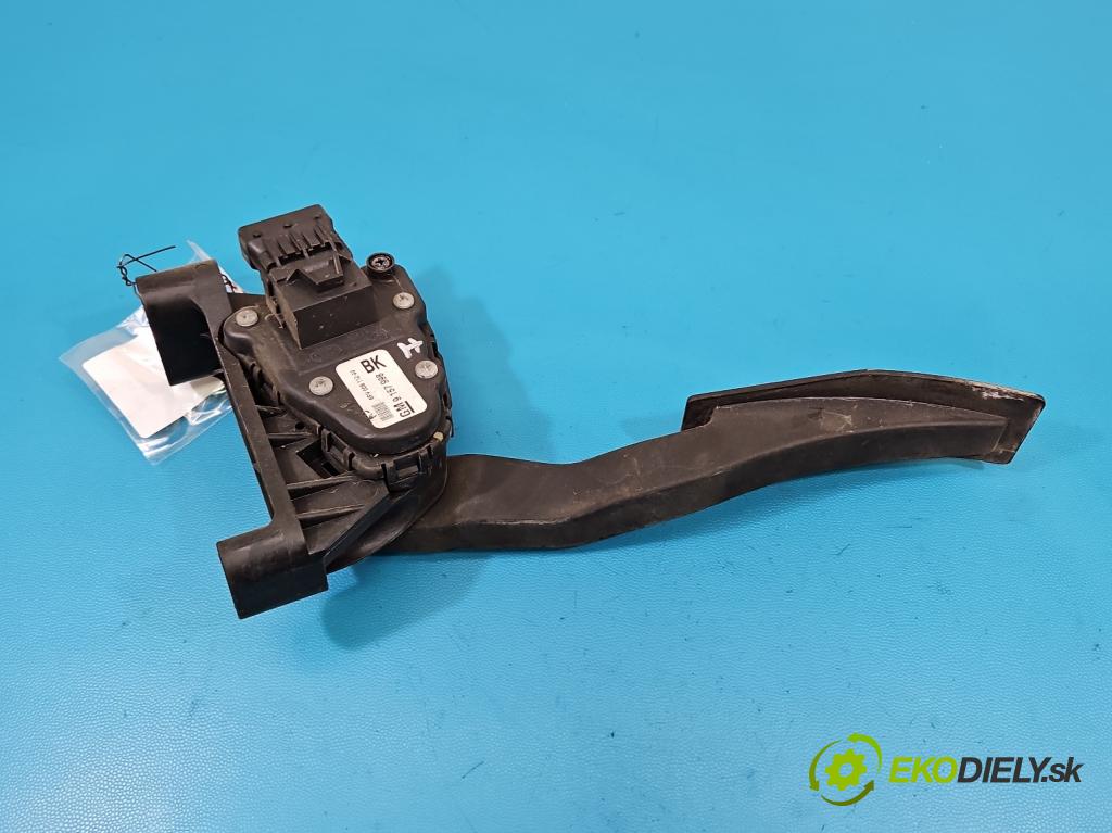 Opel Astra III 2004-2014 1.8 16V 140 hp manual 103 kW 1796 cm3 5- pedal plyn: potenciometr: 9157998