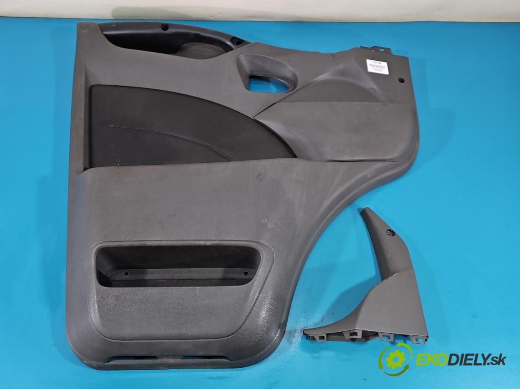 Iveco Daily IV 2006-2014 3.0 HPI 170 hp manual 125 kW 2998 cm3 5- Tapacír: dveře přední levé 