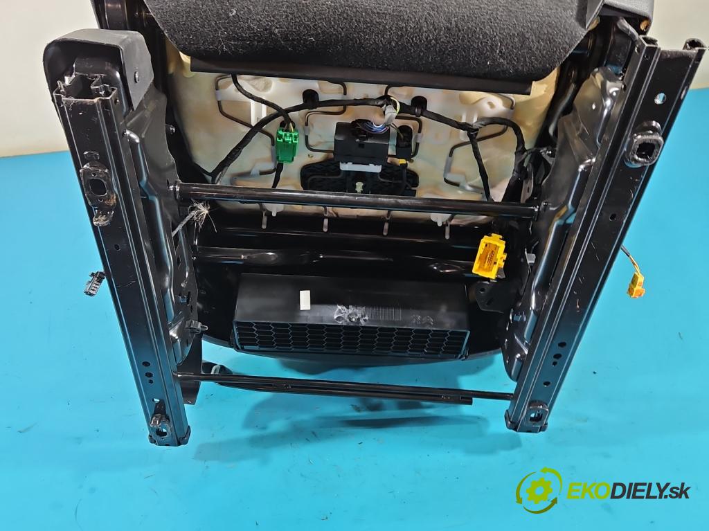 Citroen C4 Picasso II 2013-2019 1.6 hdi 120 hp automatic 88 kW 1560 cm3 5- Sedadlo pravý  (Sedadlo)