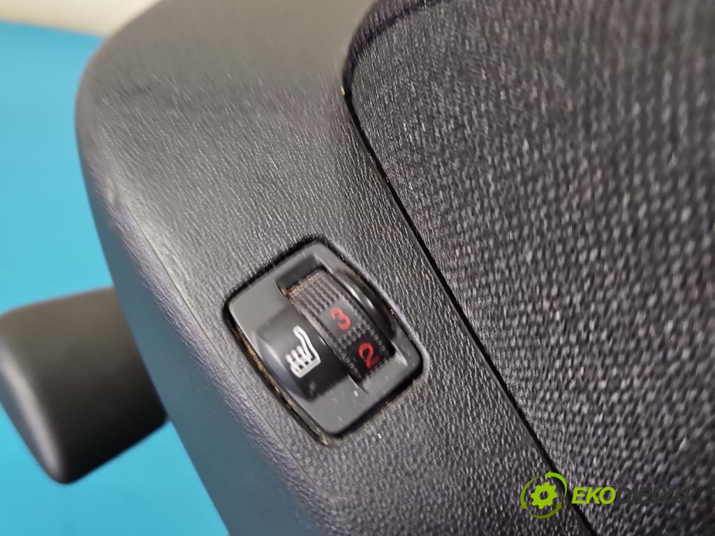 Citroen C4 Picasso II 2013-2019 1.6 hdi 120 hp automatic 88 kW 1560 cm3 5- Sedadlo pravý  (Sedadlo)