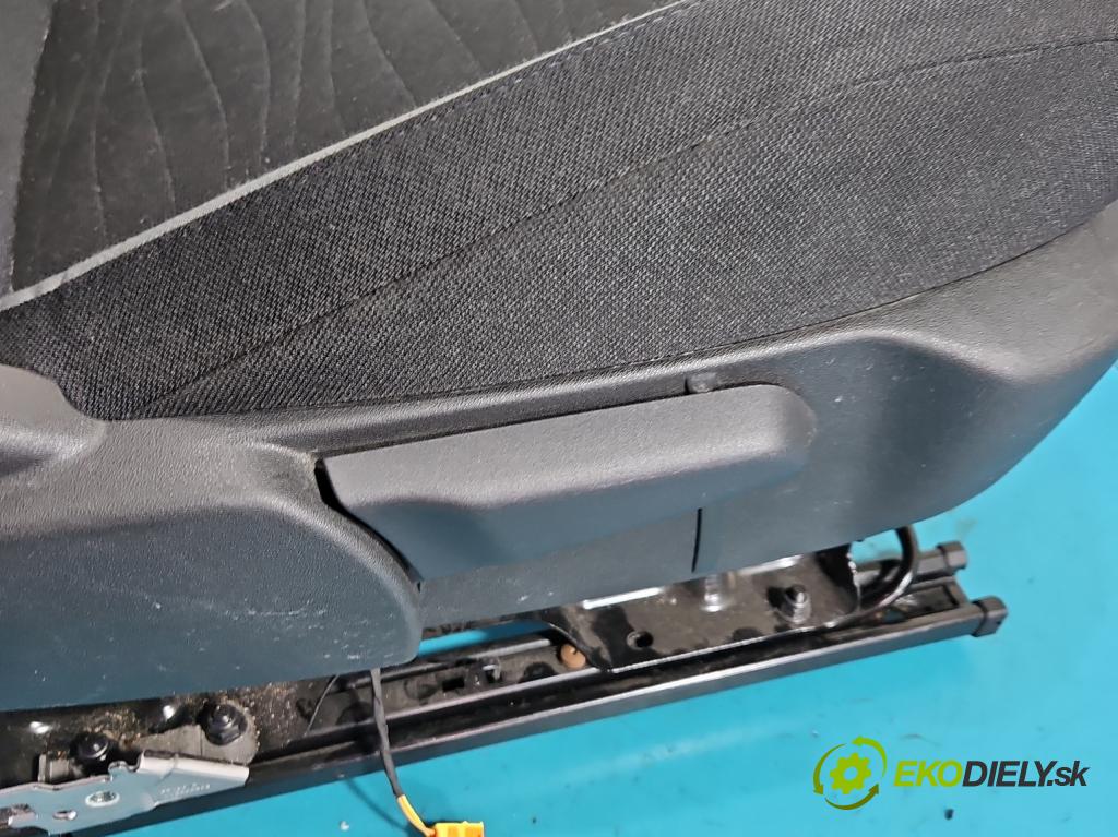 Citroen C4 Picasso II 2013-2019 1.6 hdi 120 hp automatic 88 kW 1560 cm3 5- Sedadlo pravý  (Sedadlo)