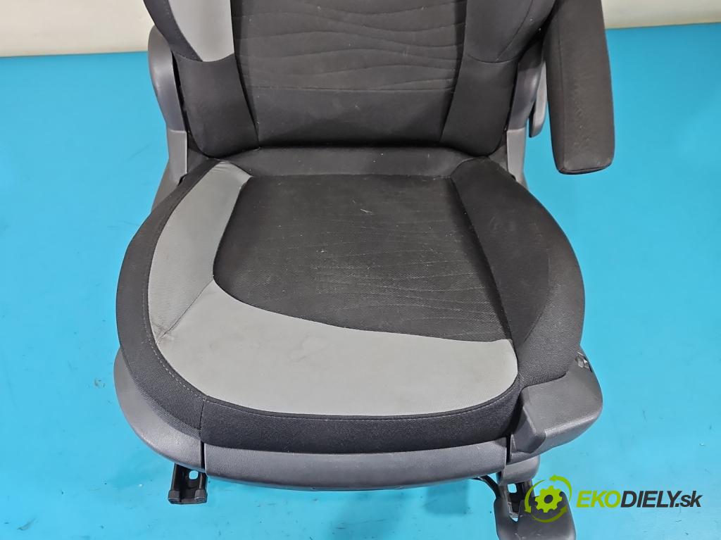 Citroen C4 Picasso II 2013-2019 1.6 hdi 120 hp automatic 88 kW 1560 cm3 5- Sedadlo pravý  (Sedadlo)