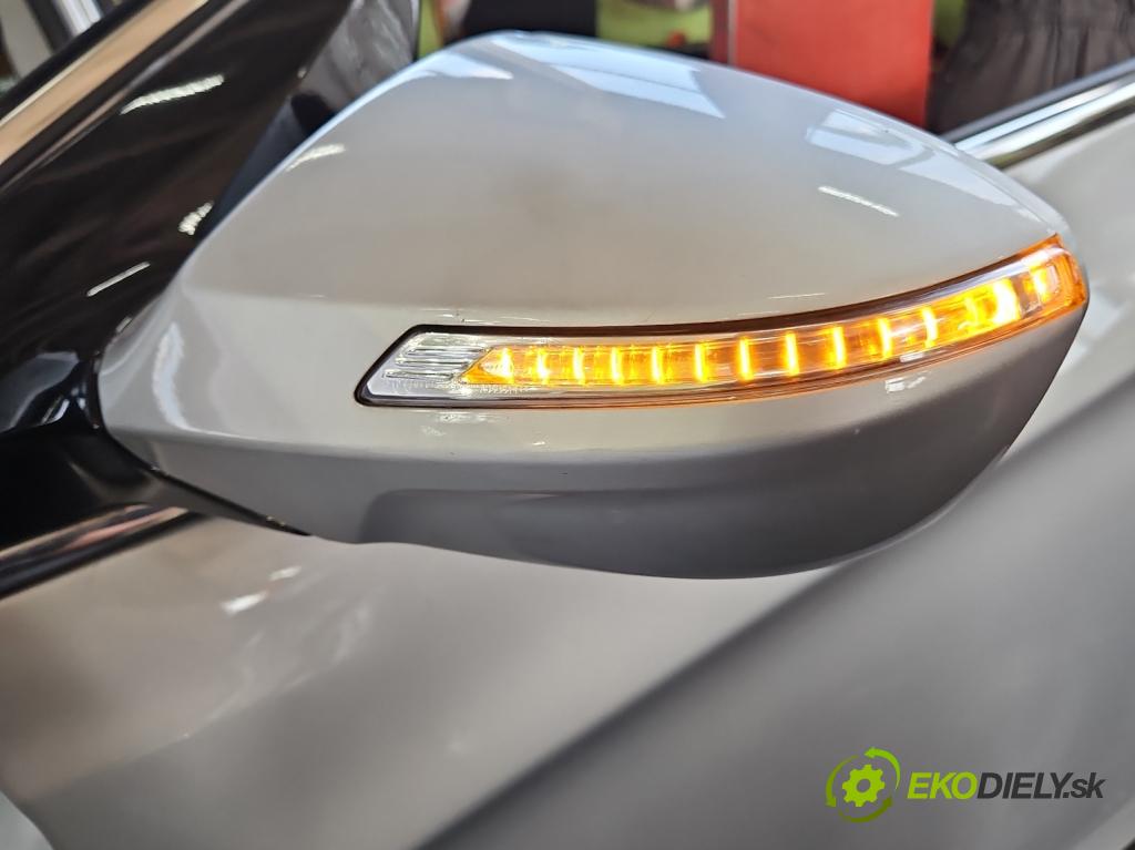 Hyundai I40 1.6 GDI G4FD 135 HP manual 99 kW 1599 cm3 5- zrkadlo ľavé  (Kľučka dverí ostatné)