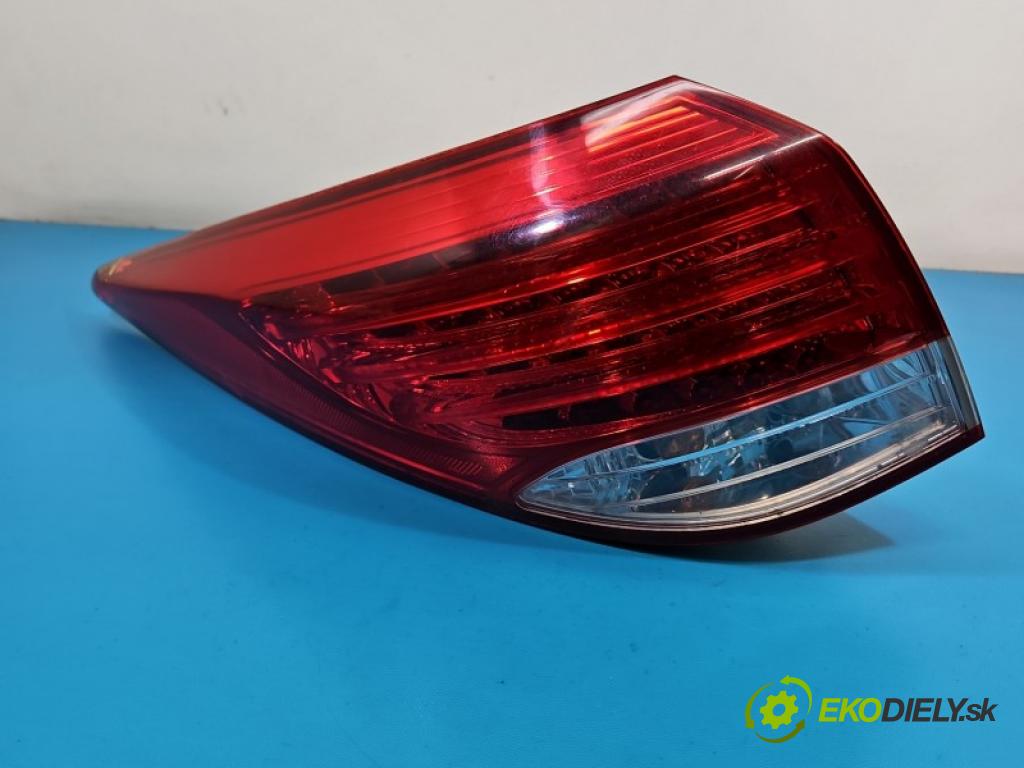 Hyundai I40 1.6 GDI G4FD 135 hp manual 99 kW 1599 cm3 5- světlo zadní levé blatník: 92401-3Z0