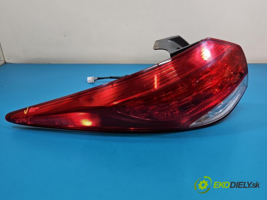 Hyundai I40 1.6 GDI G4FD 135 hp manual 99 kW 1599 cm3 5- světlo zadní levé blatník: 92401-3Z0