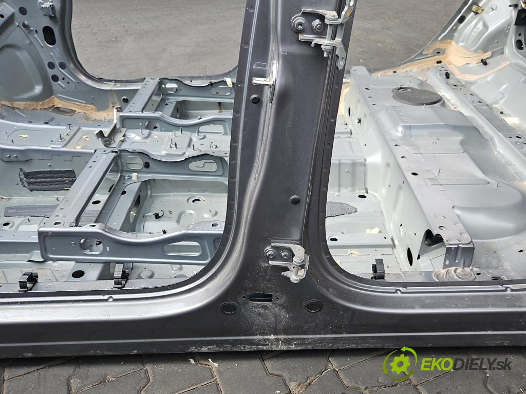 Renault Espace V 2014-2023 1.6 dci 160 hp automatic 118 kW 1598 cm3 5- práh levý  (Karoserie ostatní)