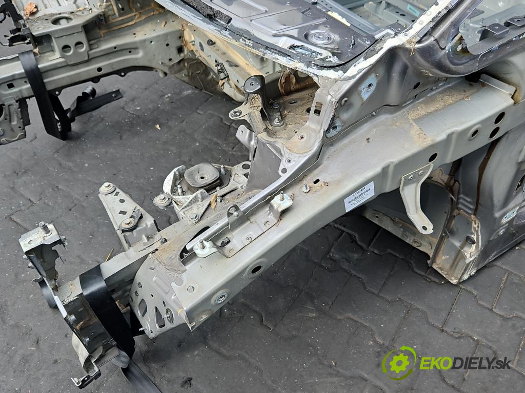 Renault Espace V 2014-2023 1.6 dci 160 hp automatic 118 kW 1598 cm3 5- štvrťka levé 