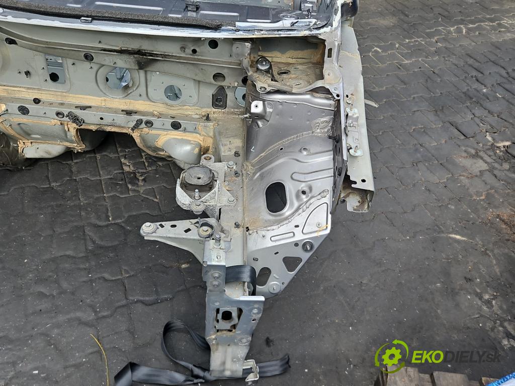 Renault Espace V 2014-2023 1.6 dci 160 hp automatic 118 kW 1598 cm3 5- štvrťka levé