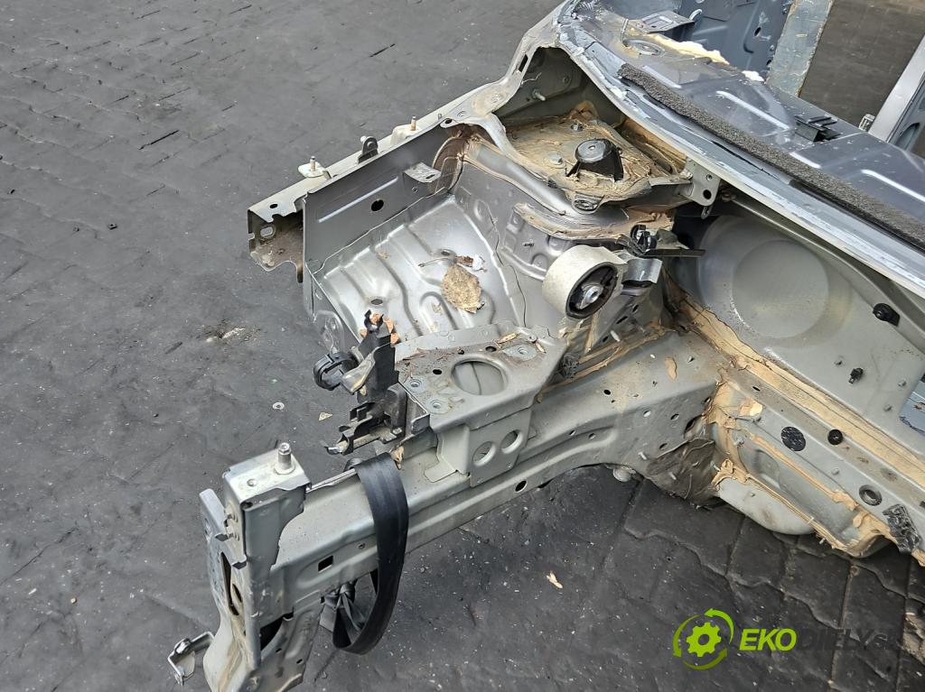 Renault Espace V 2014-2023 1.6 dci 160 hp automatic 118 kW 1598 cm3 5- štvrťka pravé
