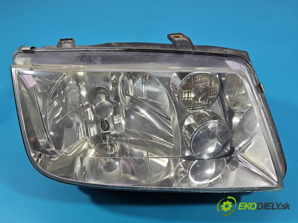 Vw Bora 1.6b 101 HP manual 74 kW 1595 cm3 4- Reflektor: pravý  (Svetlo predné pravé)