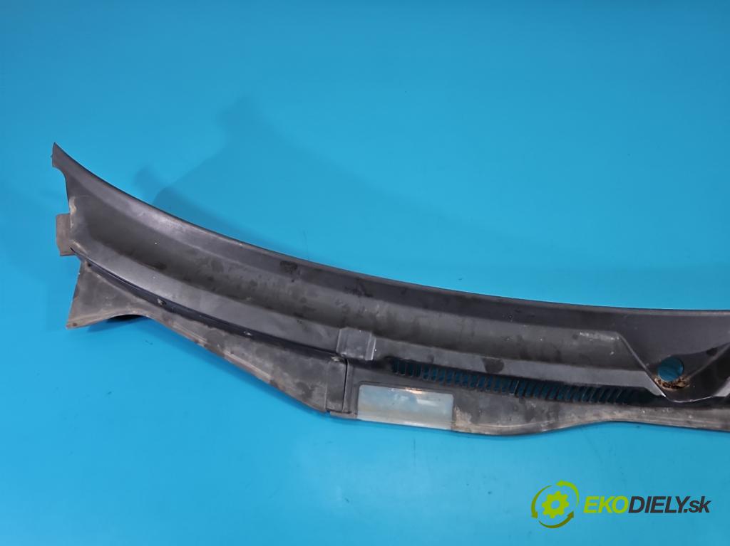 Vw Bora 1.6b 101 HP manual 74 kW 1595 cm3 4- torpédo 1J1819415B (Torpédo (plast pod čelným sklom))