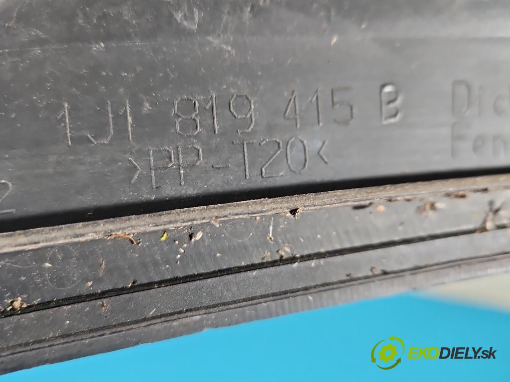 Vw Bora 1.6b 101 HP manual 74 kW 1595 cm3 4- torpédo 1J1819415B (Torpédo (plast pod čelným sklom))