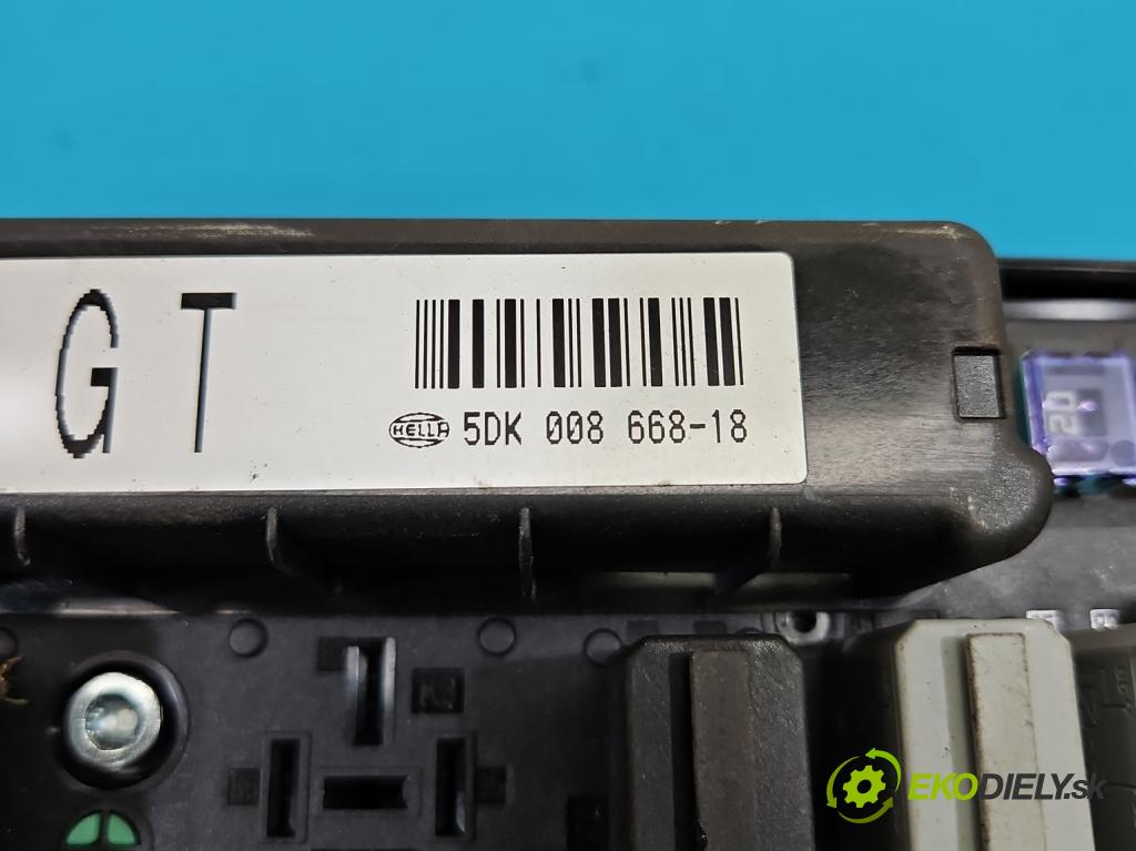Opel Astra III 2004-2014 1.8 16V 140 hp manual 103 kW 1796 cm3 5- skříňka pojistková 13206747 (Pojistková skříňka)