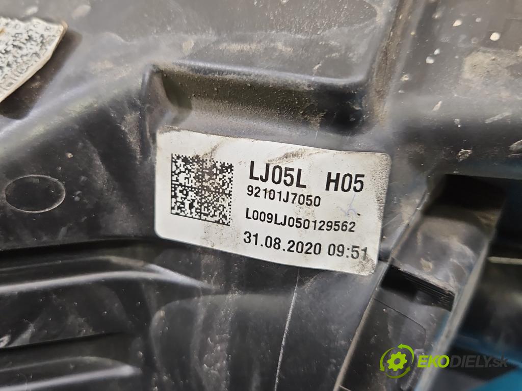Kia Ceed III 2018- 1.6 CRDI 116 hp manual 85 kW 1598 cm3 5- světlo levý J792111010 (Klika dveří ostatní)