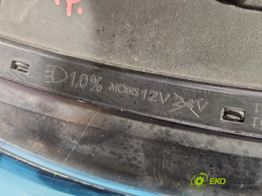 Kia Ceed III 2018- 1.6 CRDI 116 HP manual 85 kW 1598 cm3 5- Reflektor: pravý 92102-J7050 (Svetlo predné pravé)