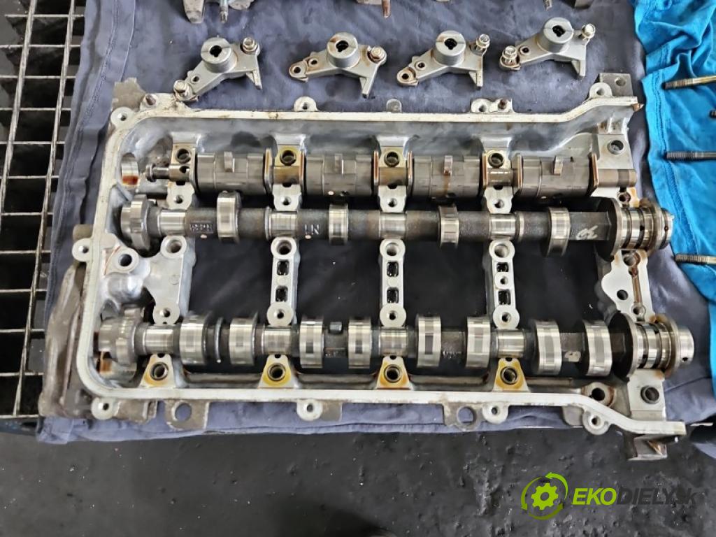 Toyota Auris II 2012-2018 1.6 16V 132 hp manual 97 kW 1598 cm3 5- hlava motoru 1ZR