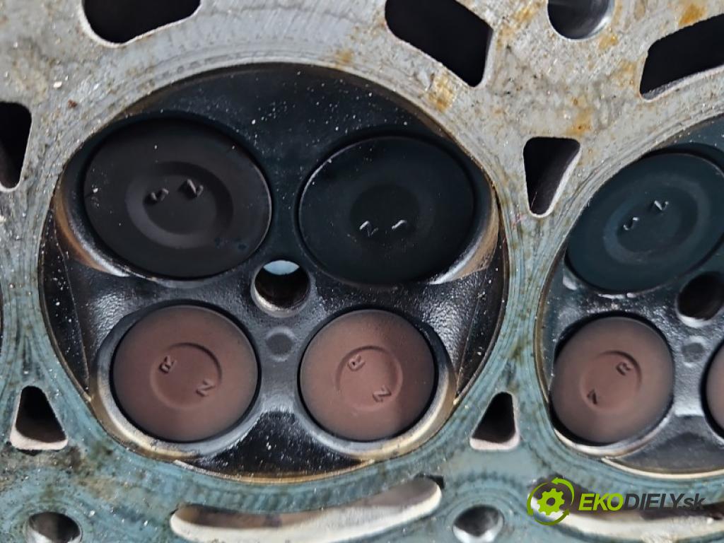 Toyota Auris II 2012-2018 1.6 16V 132 hp manual 97 kW 1598 cm3 5- hlava motoru 1ZR