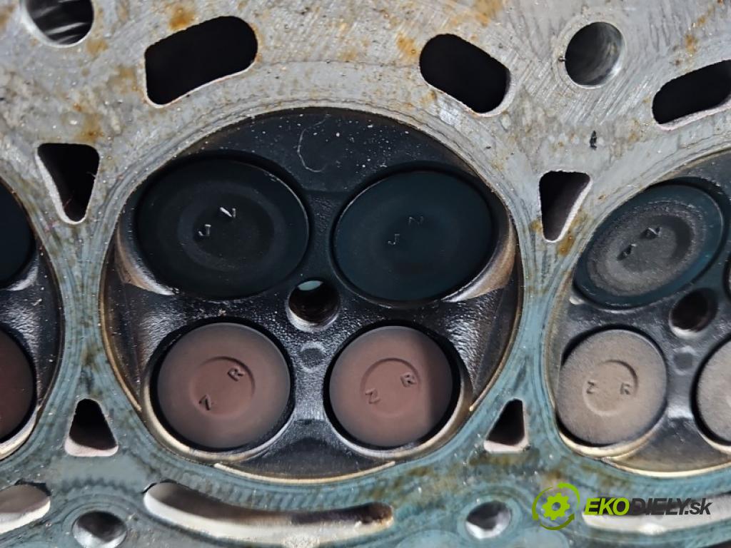 Toyota Auris II 2012-2018 1.6 16V 132 hp manual 97 kW 1598 cm3 5- hlava motoru 1ZR