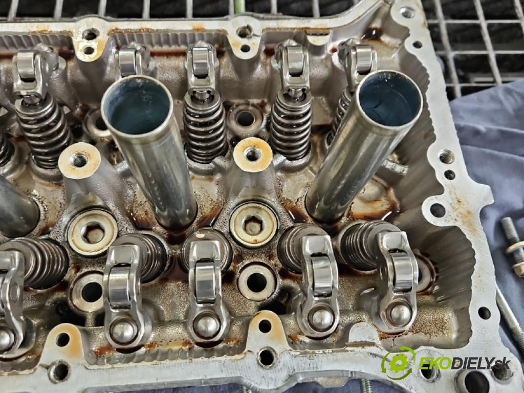 Toyota Auris II 2012-2018 1.6 16V 132 hp manual 97 kW 1598 cm3 5- hlava motoru 1ZR