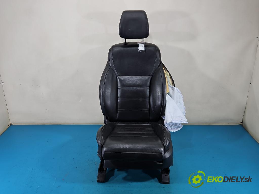 Kia Sorento III 2014-2020 2.0 crdi 185 hp automatic 136 kW 1995 cm3 5- sedačke: komplet