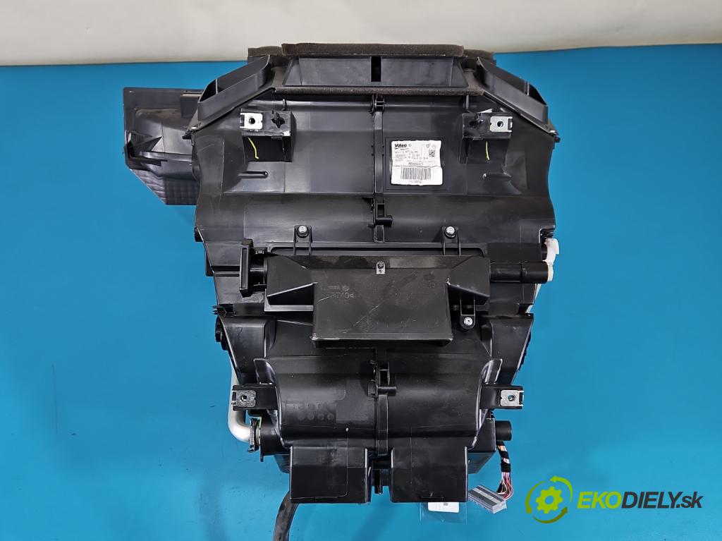 Renault Espace V 2014-2023 1.6 dci 160 hp automatic 118 kW 1598 cm3 5- radiátor 272706686R (Radiátor topení)