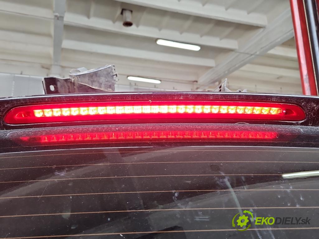 Vw Passat B8 2014- 2.0 tdi 190 HP automatic 140 kW 1968 cm3 5- světlo: stop: 3G9945087A