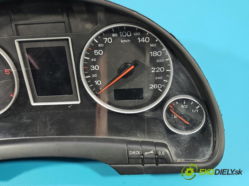 Audi A4 B6 2000-2004 2.5 tdi 163 HP automatic 120 kW 2496 cm3 5- prístrojovka/ budíky 8E0920900K (Prístrojová doska)