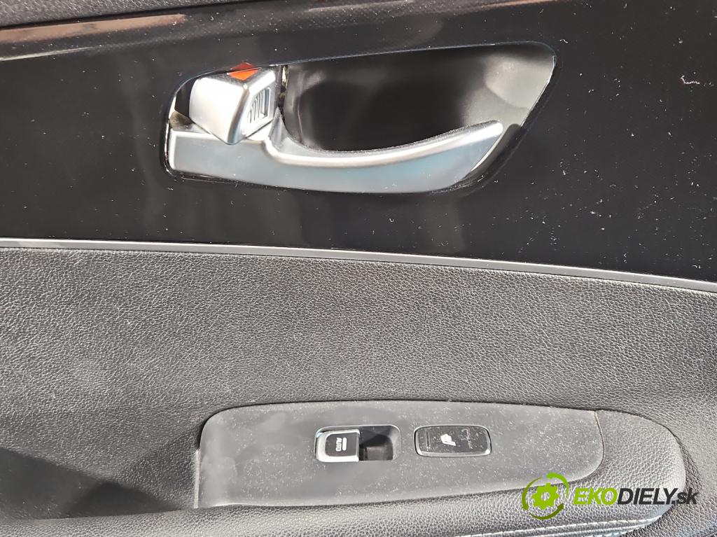 Kia Sorento III 2014-2020 2.0 crdi 185 HP automatic 136 kW 1995 cm3 5- Čalounictví: dvere zadné ľavé 83313-5000
