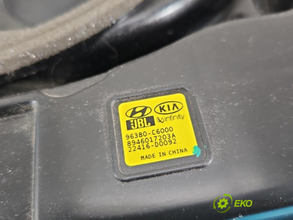 Kia Sorento III 2014-2020 2.0 crdi 185 HP automatic 136 kW 1995 cm3 5- Subwoofer: 96380-C6000 (Audio zariadenie)