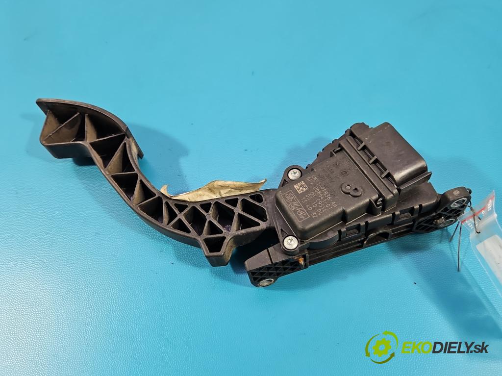 Ford Focus Mk2 2004-2011 1.6 16V 101 HP manual 74 kW 1596 cm3 3- pedal plyn potenciometr: 4M51-9F836-AH