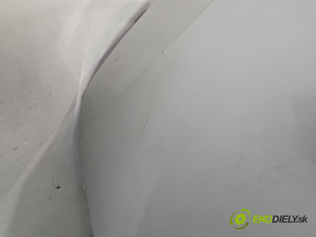 Hyundai I40 1.6 GDI G4FD 135 hp manual 99 kW 1599 cm3 5- nárazník zadní  (Klika dveří ostatní)