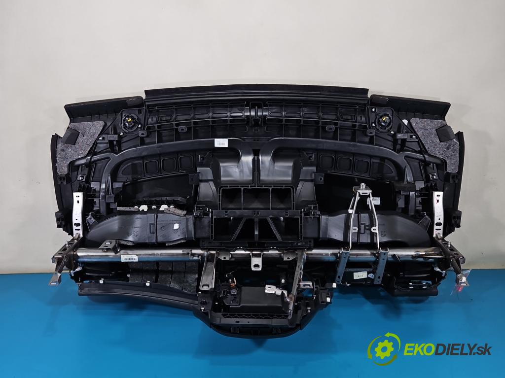 Citroen C4 Picasso II 2013-2019 1.6 hdi 120 hp automatic 88 kW 1560 cm3 5- kokpit,přistrojova deska