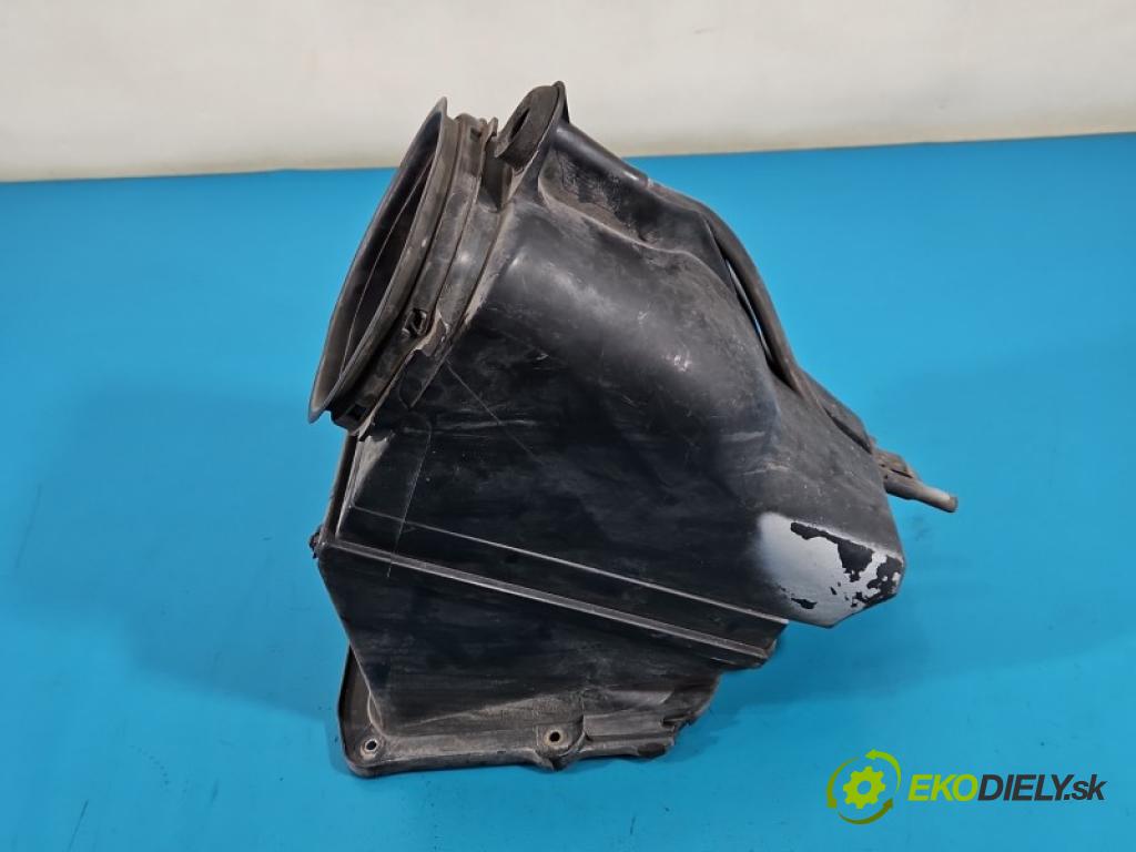 Iveco Daily IV 2006-2014 3.0 HPI 170 HP manual 125 kW 2998 cm3 5- obal filtra vzduchu 5801259515 (Obal vzduchového filtra)