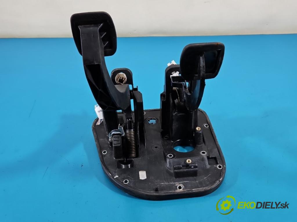 Iveco Daily IV 2006-2014 3.0 HPI 170 HP manual 125 kW 2998 cm3 5- pedále ostatné 5801259319