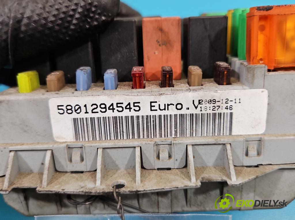 Iveco Daily IV 2006-2014 3.0 HPI 170 hp manual 125 kW 2998 cm3 5- skříňka pojistková 5801294545 (Pojistková skříňka)