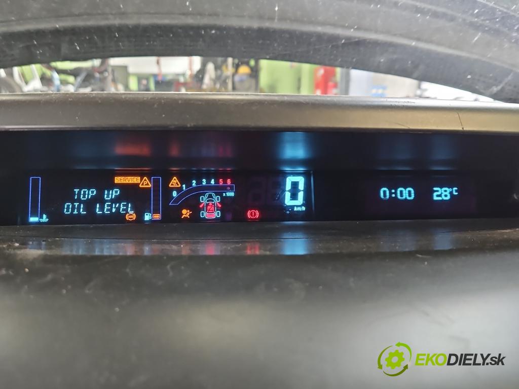Renault Espace IV 2003-2014 2.2 dci 150 HP manual 110 kW 2188 cm3 5- prístrojovka/ budíky P8200392366A (Prístrojová doska)
