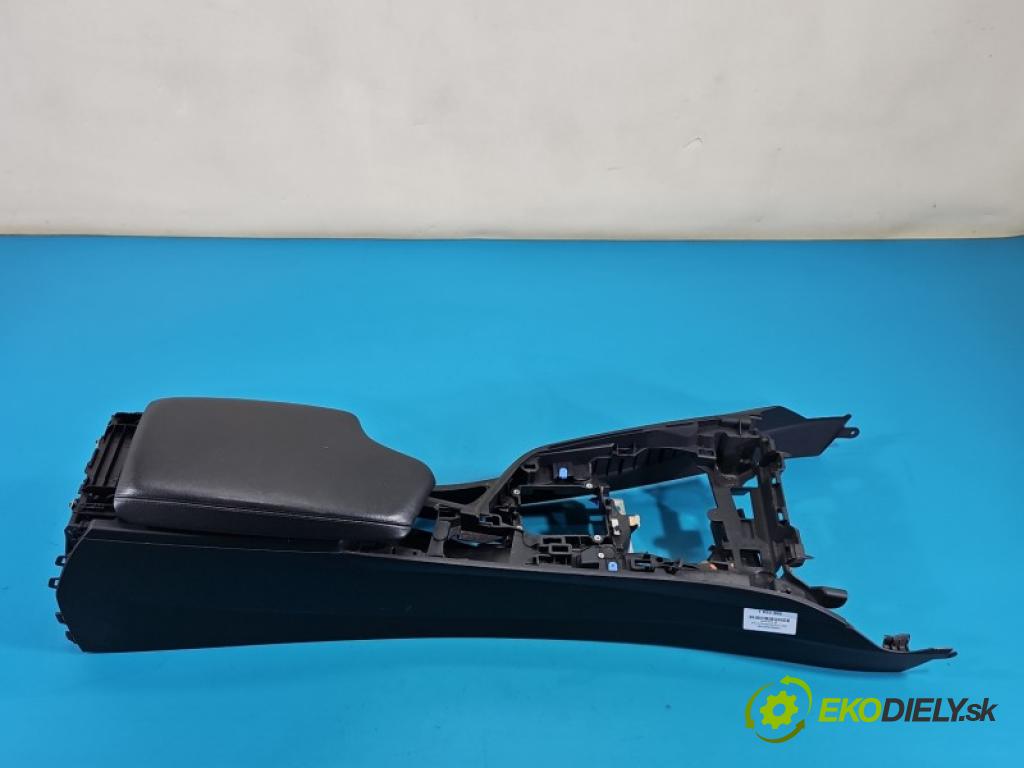 Bmw 4 F32/F33/F36 2013-2020 2.0 T 245KM automatic 180 kW 1997 cm3 4- loketní opěrka 38401931 (Loketní opěrka)