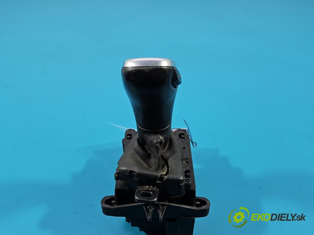 Bmw 4 F32/F33/F36 2013-2020 2.0 T 245KM automatic 180 kW 1997 cm3 4- Páka: Změny: stupeň,rýchlosť 9296898 (Rýchlostná páka (kulisa))
