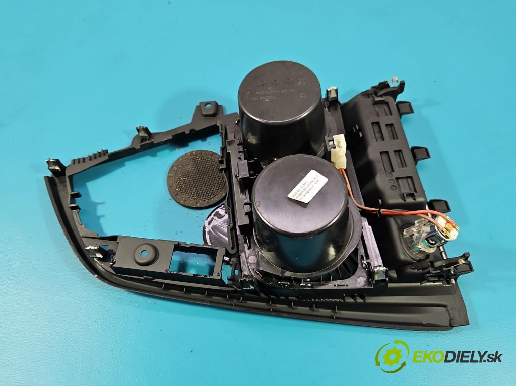 Bmw 4 F32/F33/F36 2013-2020 2.0 T 245KM automatic 180 kW 1997 cm3 4- Rukojeť: na nápoje: 105048744 (Držiak (úchyt) na nápoje)