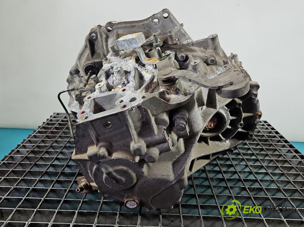 Toyota Auris II 2012-2018 1.6 16V 132  HP manual 97 kW 1598 cm3 5- prevodovka stupeň,rýchlosť manual 31115-05031