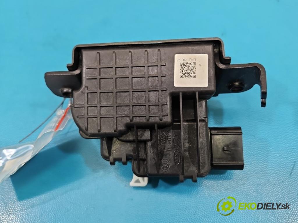 Kia Sorento III 2014-2020 2.0 crdi 185 HP automatic 136 kW 1995 cm3 5- zámok kufrové dvere zadné LKQP0158