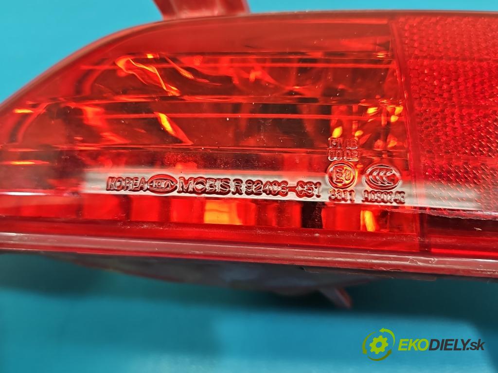 Kia Sorento III 2014-2020 2.0 crdi 185 hp automatic 136 kW 1995 cm3 5- světlo zadní pravé nárazníku 92406-C5100