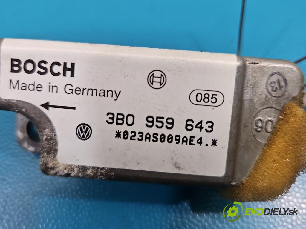 Vw Passat B5 1995-2005 1.8 20V 125 HP manual 92 kW 1781 cm3 4- snímač šokovat: 3B0959643 (Snímač nárazu)