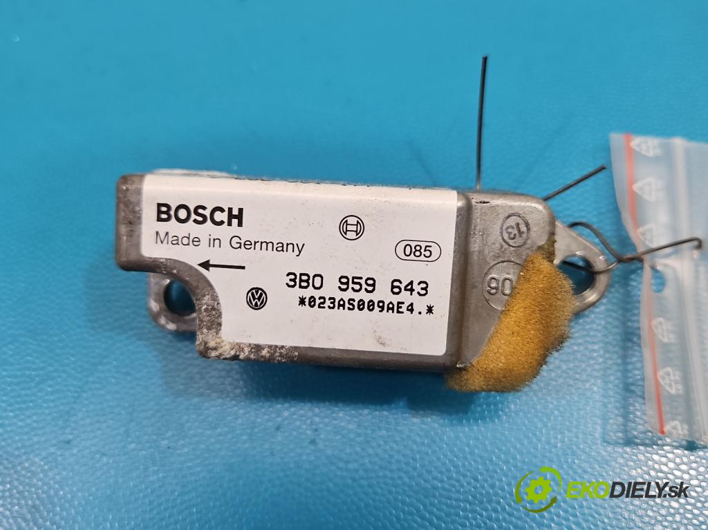 Vw Passat B5 1995-2005 1.8 20V 125 HP manual 92 kW 1781 cm3 4- snímač šokovat: 3B0959643 (Snímač nárazu)
