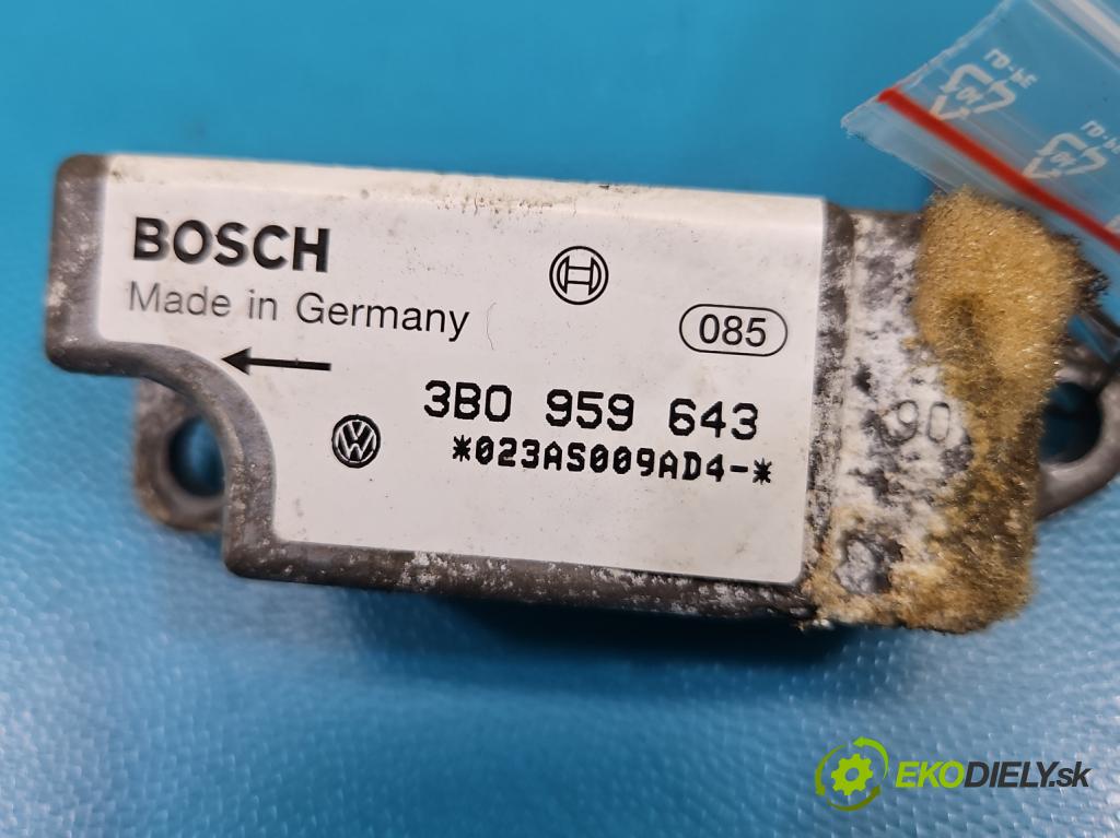 Vw Passat B5 1995-2005 1.8 20V 125 HP manual 92 kW 1781 cm3 4- snímač šokovat: 3B0959643 (Snímač nárazu)