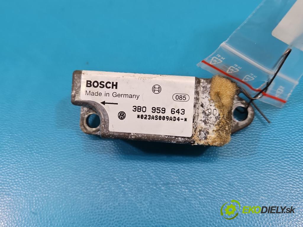Vw Passat B5 1995-2005 1.8 20V 125 HP manual 92 kW 1781 cm3 4- snímač šokovat: 3B0959643 (Snímač nárazu)